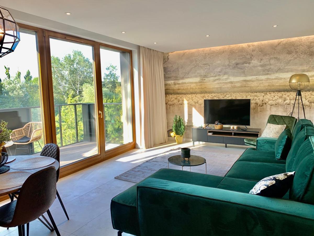 Baltic Riviera Apartments - Garden Sanctuary Retreat Гданьск Экстерьер фото