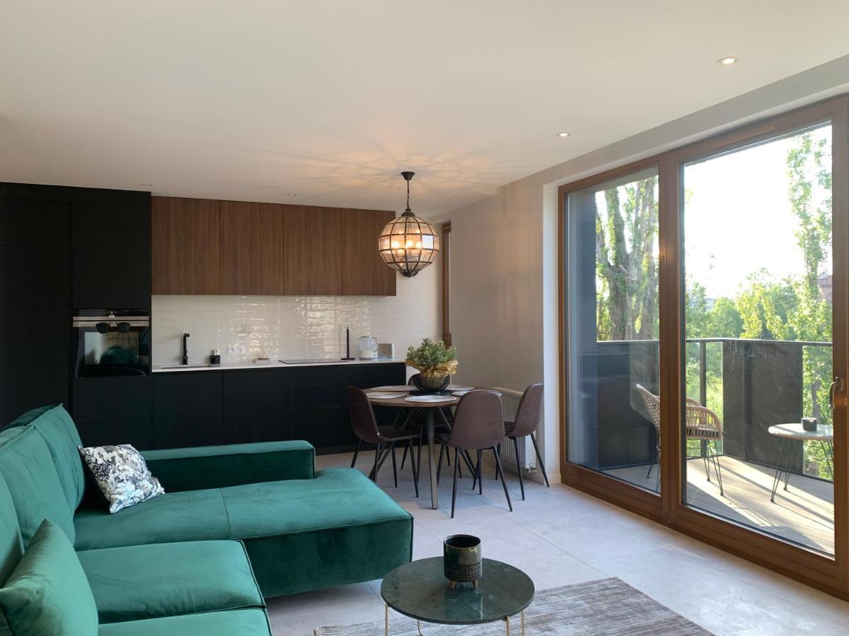 Baltic Riviera Apartments - Garden Sanctuary Retreat Гданьск Экстерьер фото